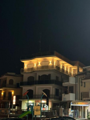 L' Occhio del mare, Giardini Naxos